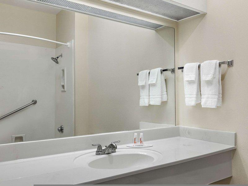 2CA90DEA3059CC92E92A6F1F159F07A7