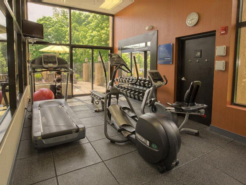 1532B2CBBC9CE0413ACB6C5E28031BF9