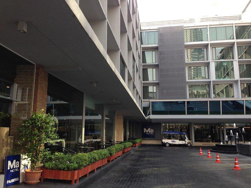 E53F1A904612F7DE4CC88BF1DEF9BA39