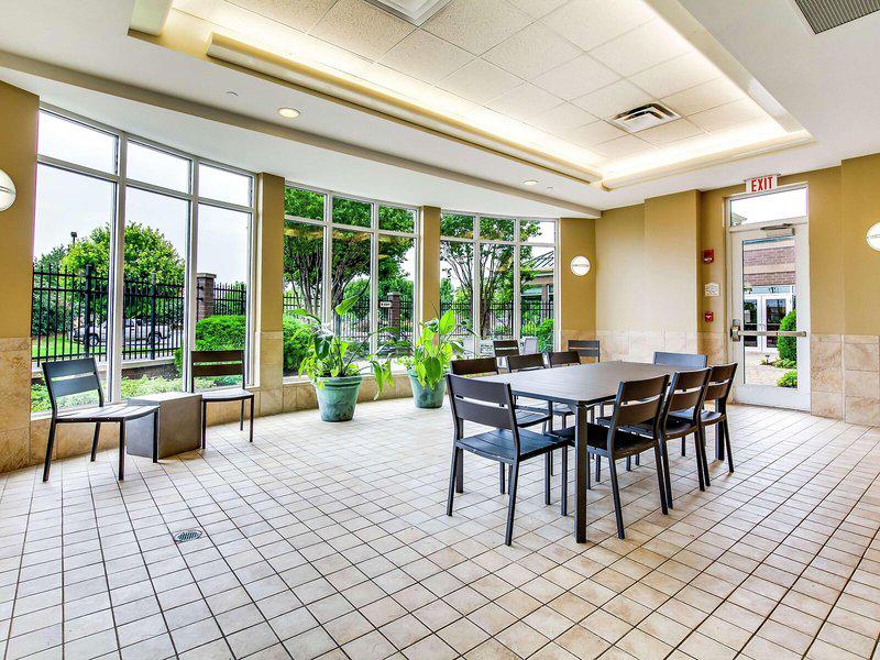 225587116C1542ADC1DA5EE04570CB48