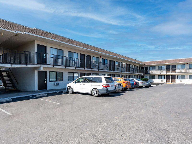 9007651002B94C240CDFEF055F61DD91