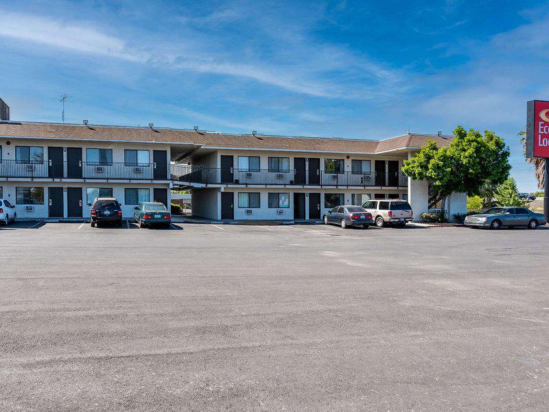 C81F77971EDF10A30FA6BB00D1E4ABEA