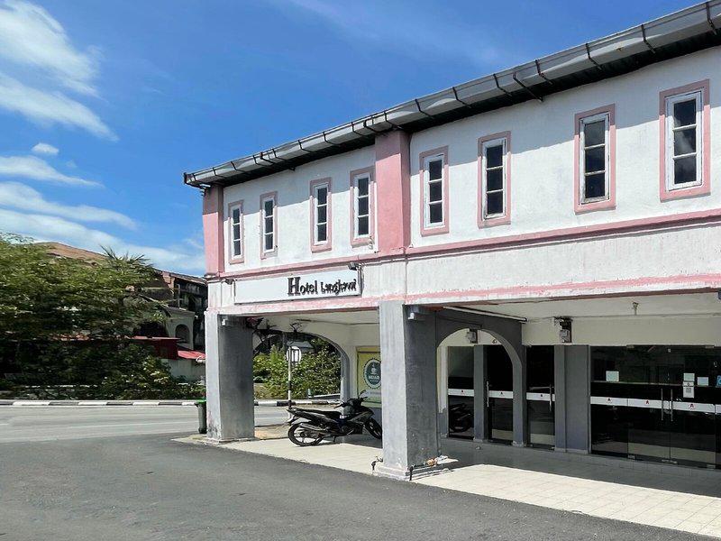 E610F5050F7D40CAA88DCCECCC63E3A3