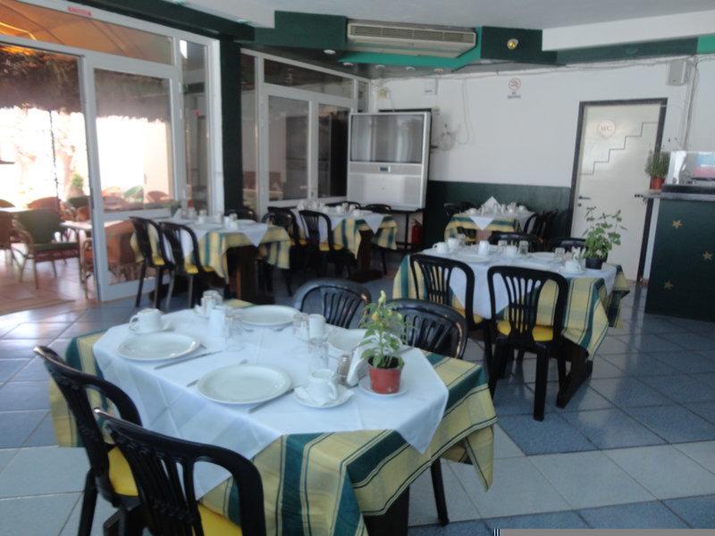 9FD1FF299D40F626E82C4BED558B126E