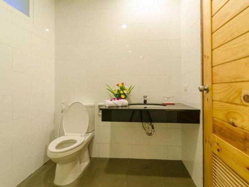 EE8F975D7AFF60601DD42BA4A99ADF7A