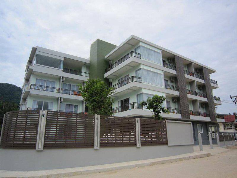 26E8B95248AC934E7D2709EFB50DCFEE