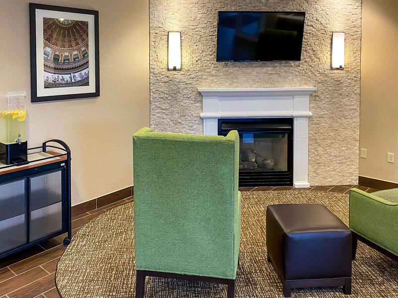 9F0F9206C7BFF1536660B5D6C835BD21