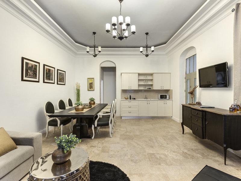 4E192FAD223279E9F65A3C4195525E1D