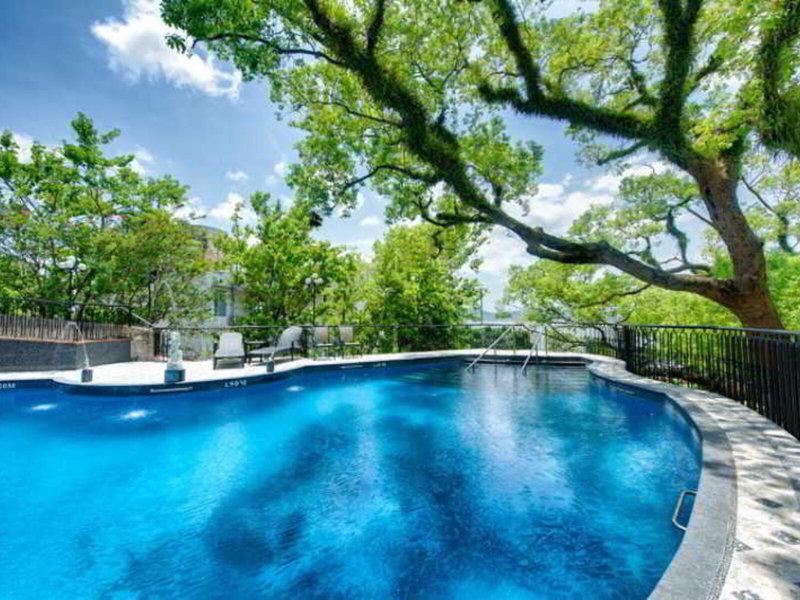 131D7E04ED5D871E02F91AAC09D7A459