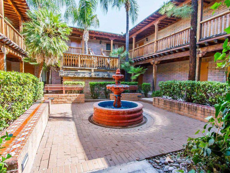 B0302D780383A6B1EF5A3498E4BCF87D