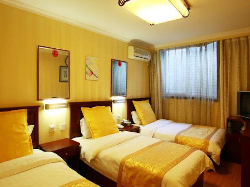 AE57C8744EDADAA461612AE5C55D903A