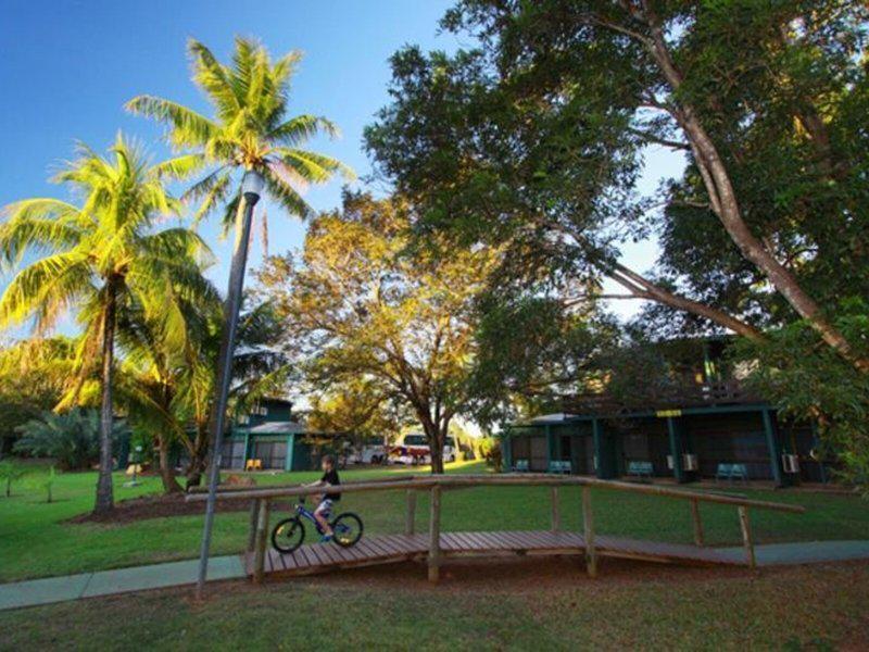 27A4F04B46DC153EEA2D7E52C3A5D821