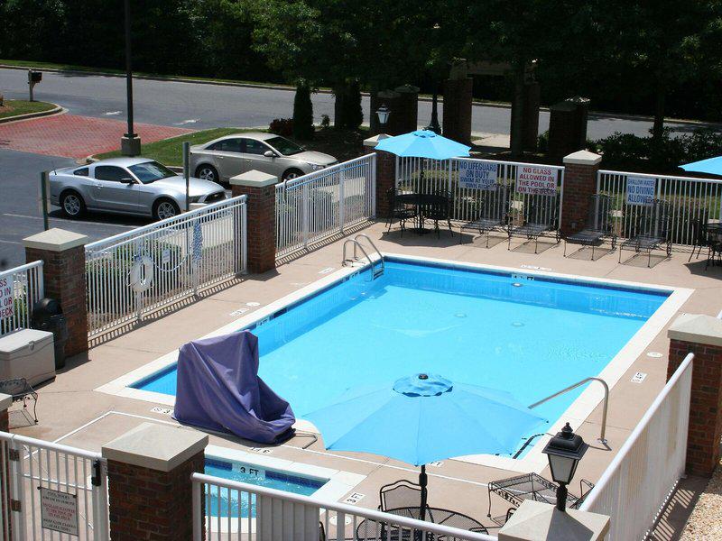 B049671B140D948264021A57786CF2B7