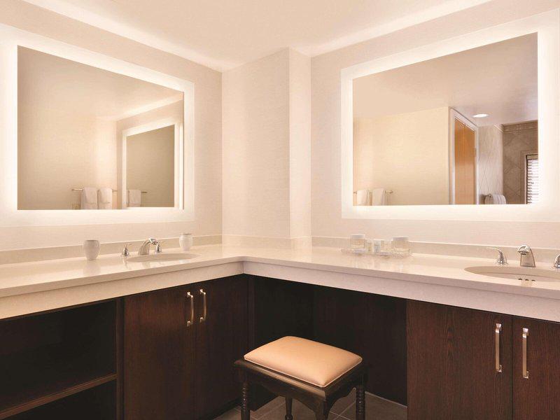 6FB7BC4EA4347FE4D5FA7B86D3EB5BAA