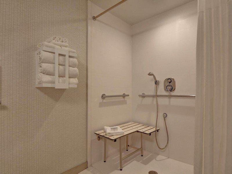 A18397AF961DB6BB9EFC421E9F5BAAF2