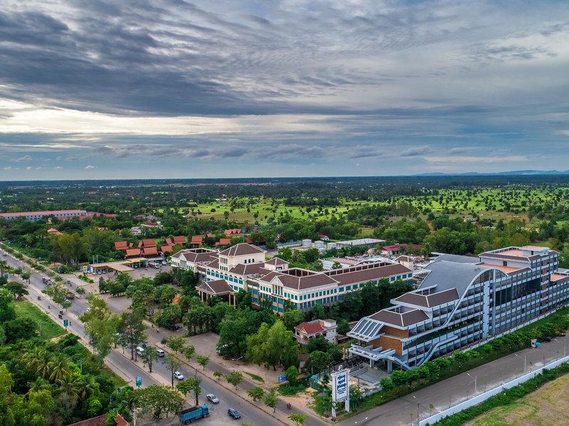 E6CBCA68D041BA58D92F7203E97A5CC8