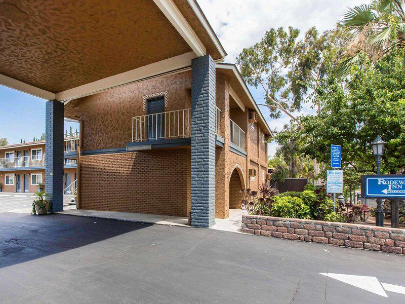 F335E506A86DEA75B8043837B33DE7B2