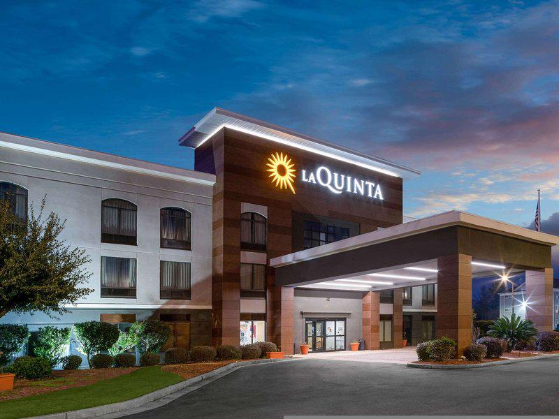 E27BA5AF50BB0BDA04022AF8EDD5EC67