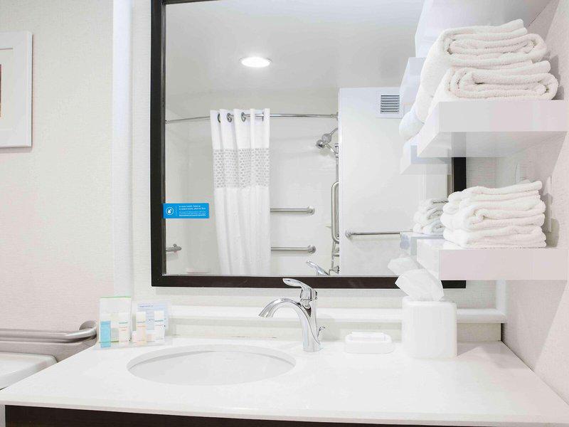 759582C7183BCA270FA31A2B54DF8450