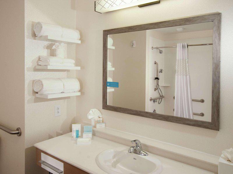 A3043C562283E3A4DAA4DCC2821028E7