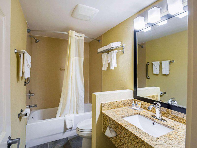 C93EB83815D2F6F1259E4A46BF73F5FC