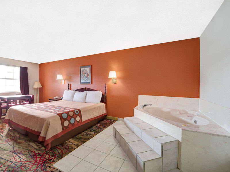 521875197EAD3F05460E26D18243ADAA