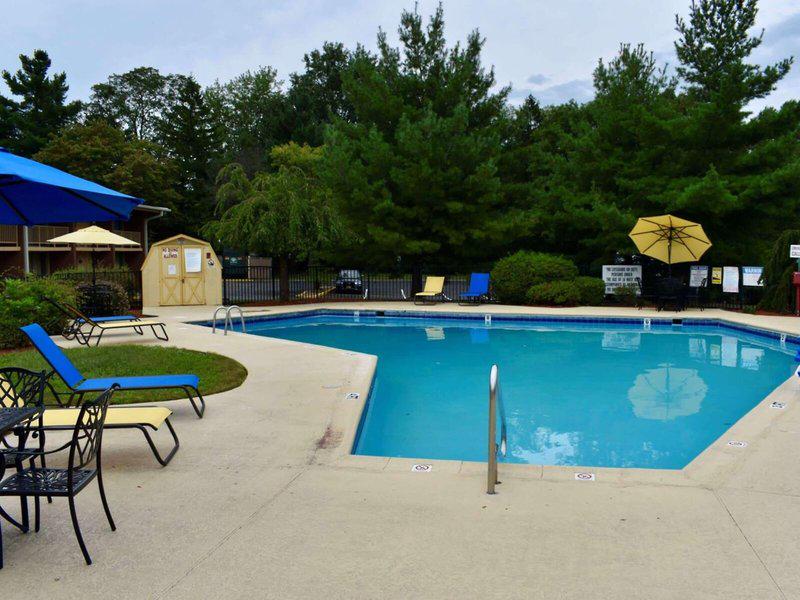 43725061F713D0F193F51C741D533B1E