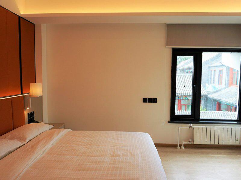 1839C4D53A537F2B4409D20563A93407