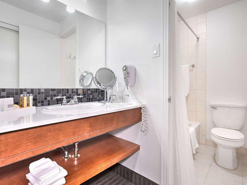 30F2D9A4DB3651265BD4E39F8B9AF79C