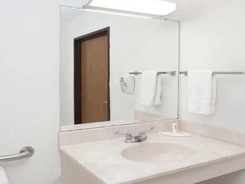 2BBBD75D4F569B6E6A35A305AB2FFD8C