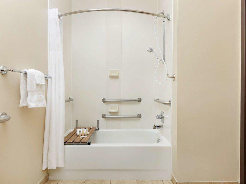 03D143F0AAB8C9CB9B50F0E7ADCB78BA