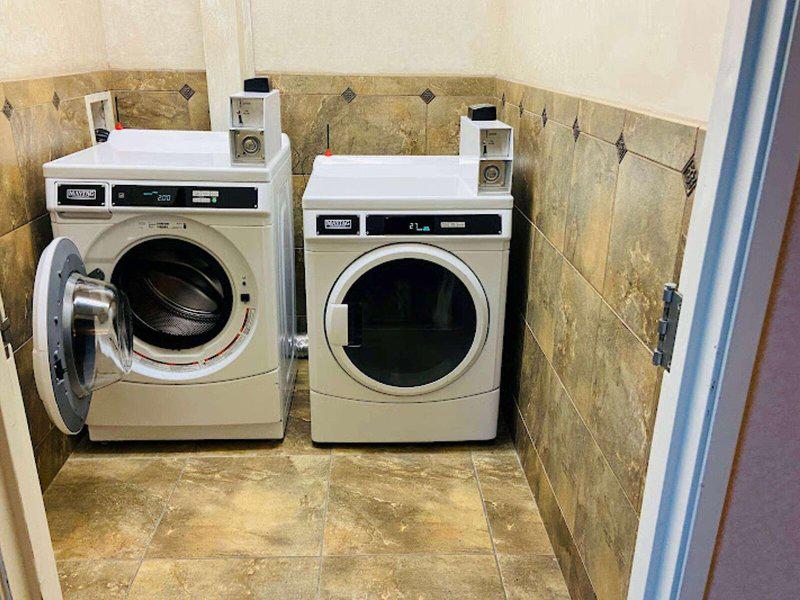 9F6D87A983180C28A919B93FBD94AE2F