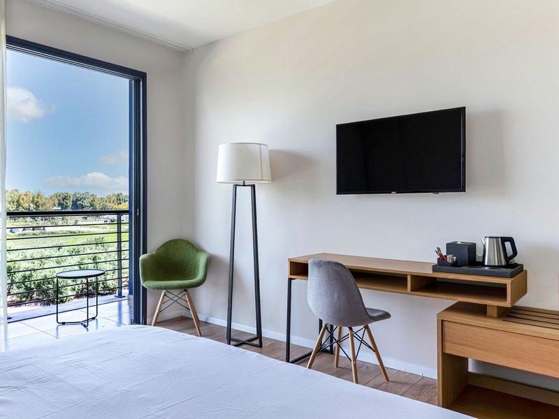 0FEE77C7587E90D4080453B6EBCEC832