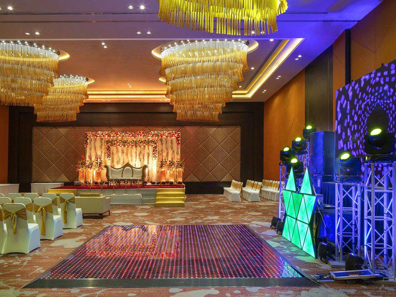 F74240FF2CA8F7530270A75874918BE7