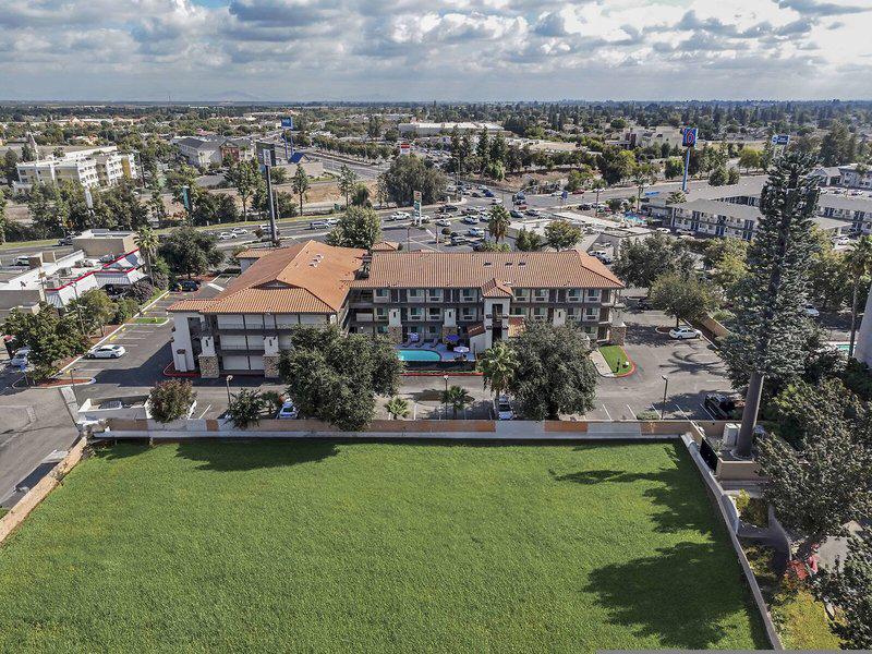 1DB32B7093F56911C813448FAE5061A6