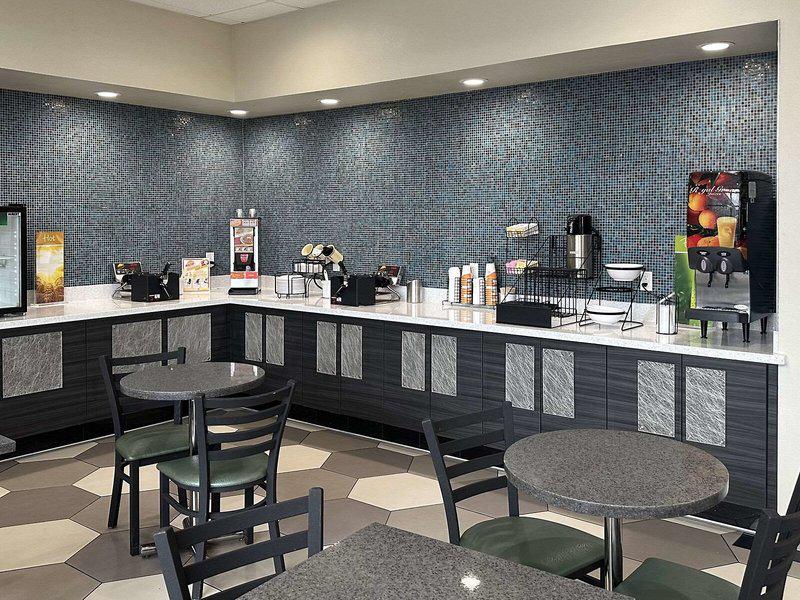 975DE6233E0FCDEF1C1155E23E106117