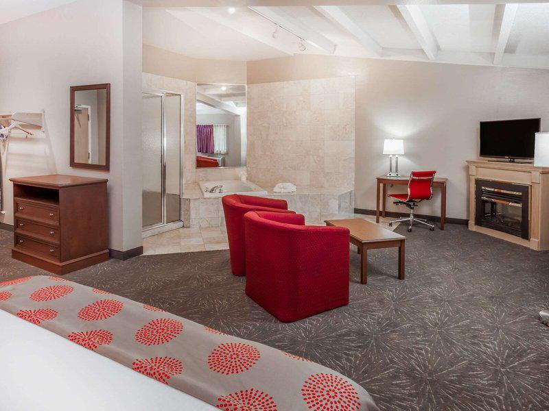 A83FA21A4B56883FED72163D5F46FFF7