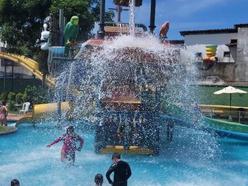 3F4D333F51D6959A8E8A47FCBD904C8C