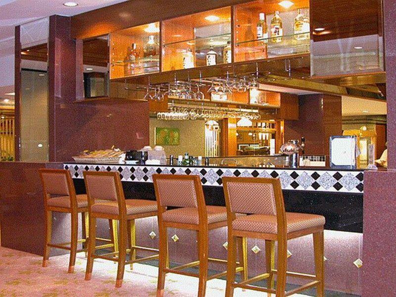 1FAF7429258BD609AD1C9AF730FBCF9A