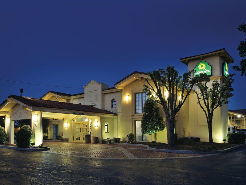 8D31D2D6A982A13AB12ADCC748DEF230