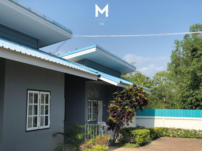 81B24D2ADCF3722F87C2786B16C8067F