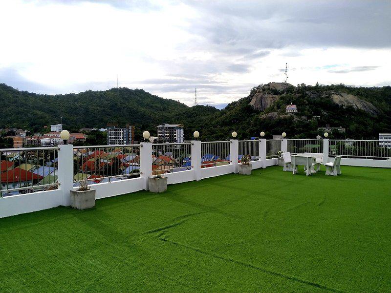 B0993FF521C6975F2D7CC31A96BB3DAF