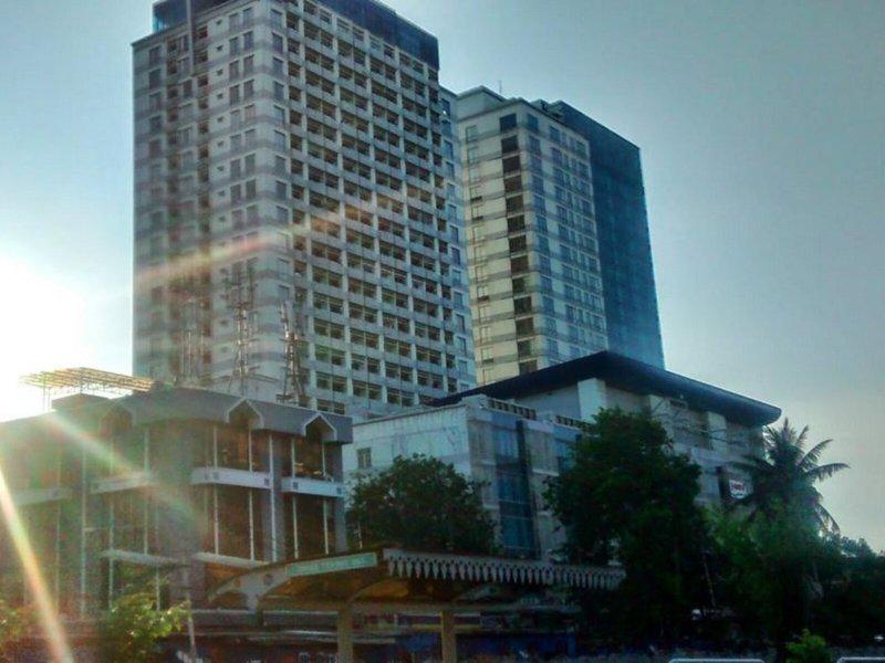 D0BD08694800F9E0C807E5A69D2CE87A