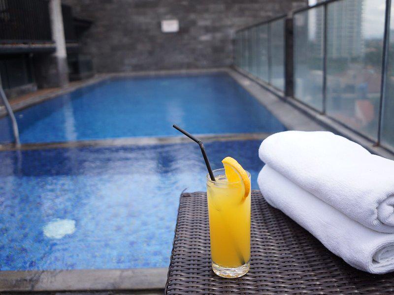 96FA1F926BB252192F67C6F101E6D4CD