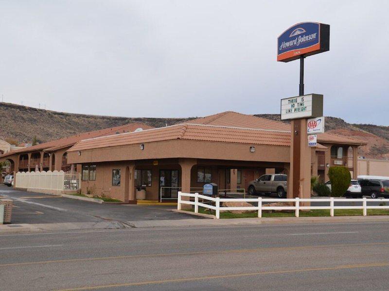 E6629E7CE326D81F4FF1CB86317F9D0A