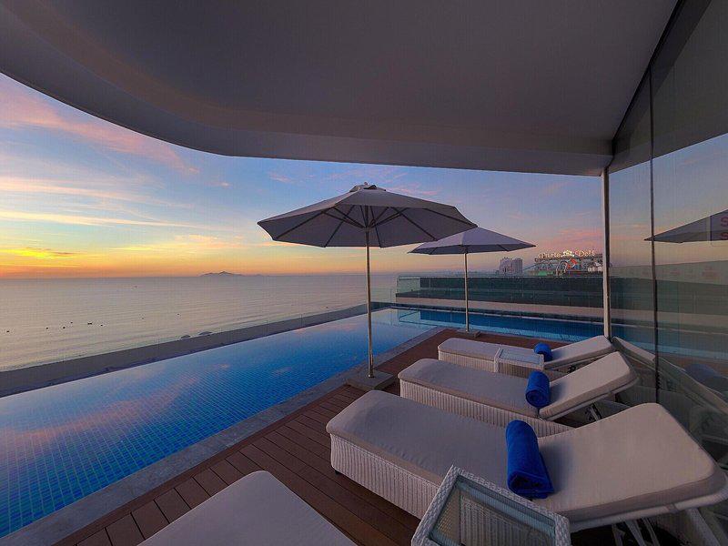 6EA0122BAF0576F0448CB2095A03E058