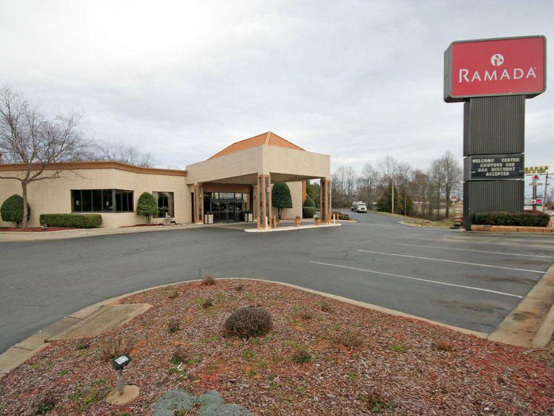 EC862682F2CEDDA3080D7C8DEC15879C