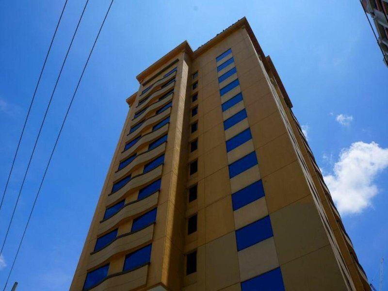 DF18133F737F026AC95CE1D2A236CC4C