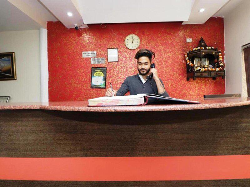 0827CA27A8B000E71D86B813B926D3A8