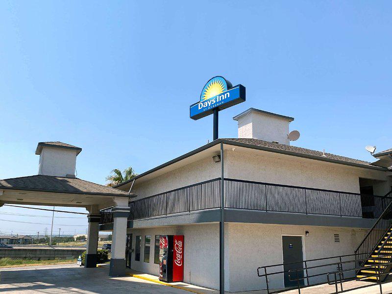 4218D83C12BC182900052EF7DBA65AB0